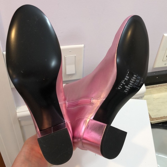 SOLD - Picture 2 of 8